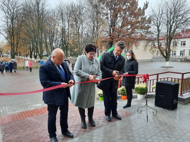 После реконструкции состоялось открытие Вертелишковской средней школы