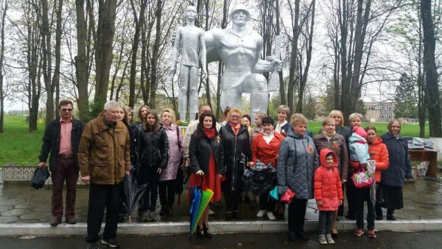 Делегации СПК «Прогресс-Вертелишки» приняли участие в митингах, посвящённых Дню Победы в д.Житомля и д.Рыбница.