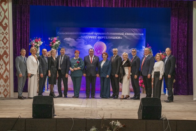 В СПК "Прогресс-Вертелишки" прошло торжественное чествование труженников села